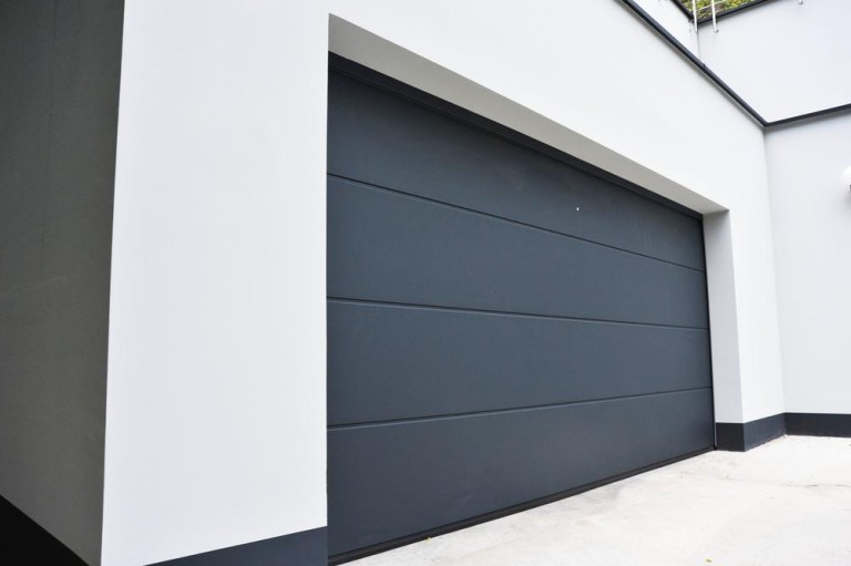 Quelle porte de garage choisir à Savigny-sur-Orge ?